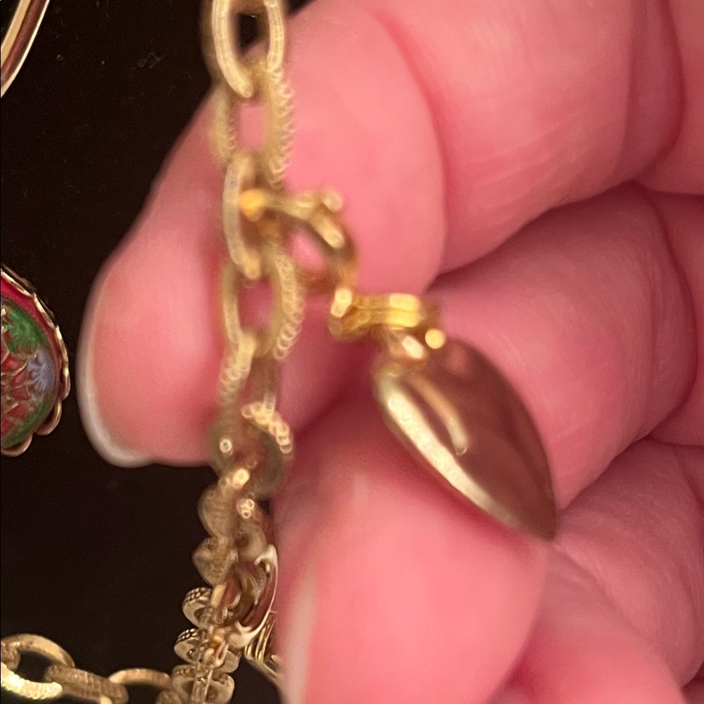 Sold-In show-Gold and Red Heart Pendant Necklace - Picture 5 of 10